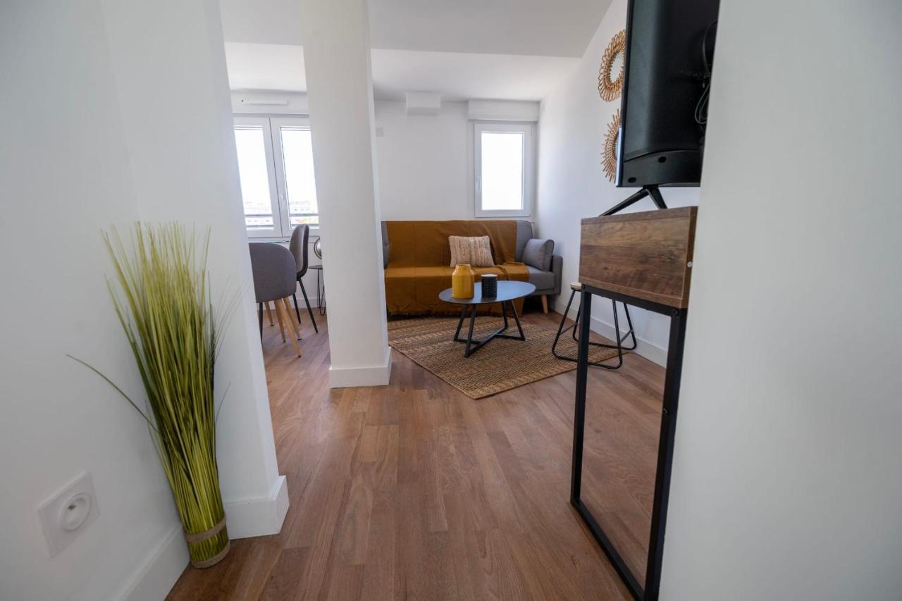 Le Poulorio 12 - T2 - Proche Gare - Dernier Etage By Locly Apartment Lorient Exterior photo